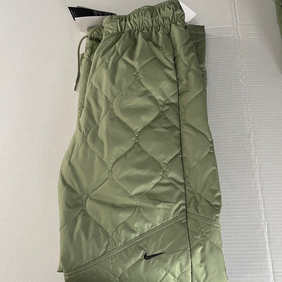 NWT Nike Small Sportswear Women's Essential Quilted High-Waisted Open-Hem Pants - Picture 5 of 11